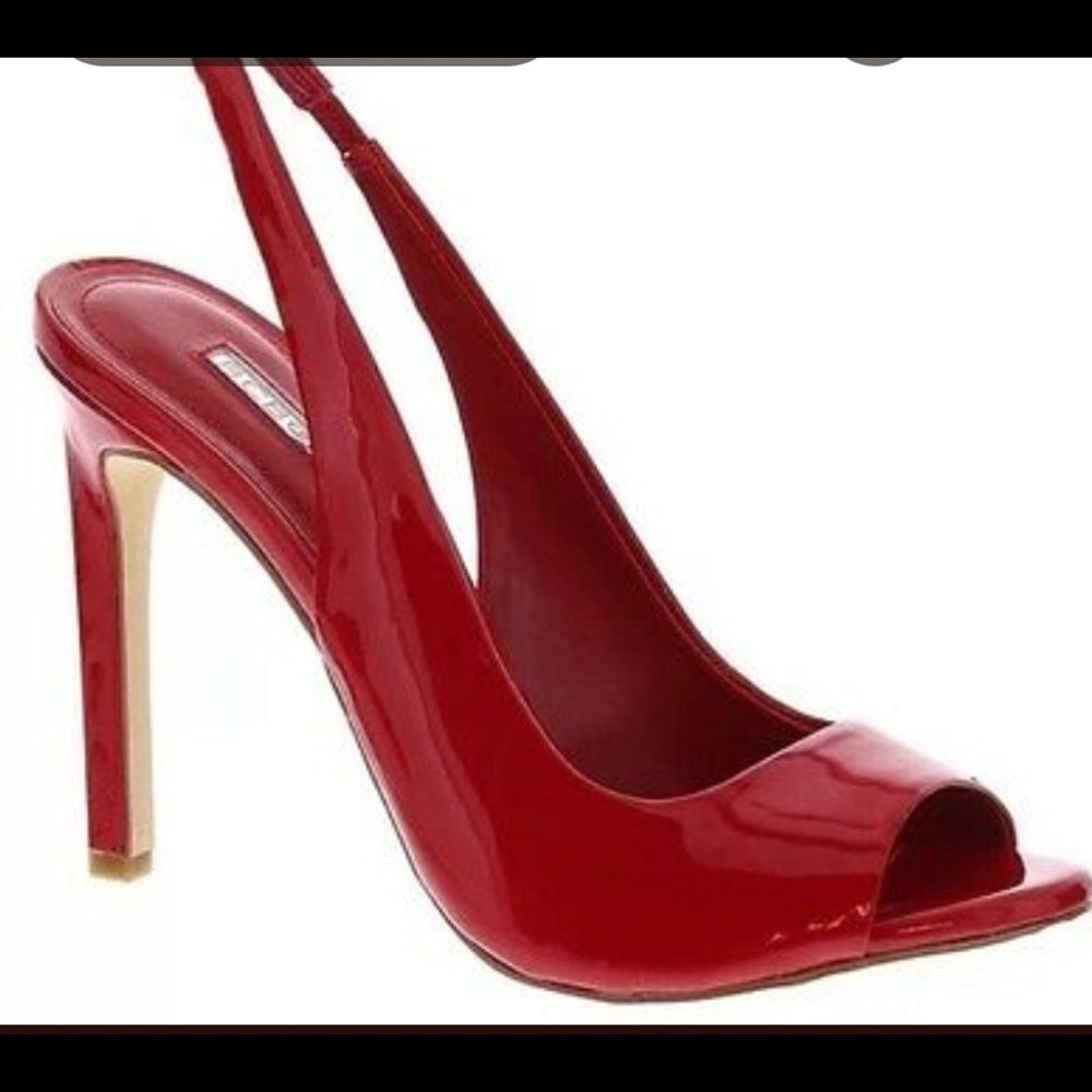BCBG RED PEEP TOE SLINGBACK HEELS. Like  NEW
Sz 6.5M 4.5 inch heel